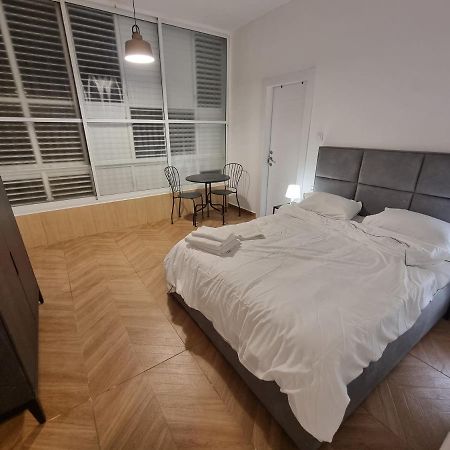 Apartament הברון Baron Riszon le-Cijjon Zewnętrze zdjęcie
