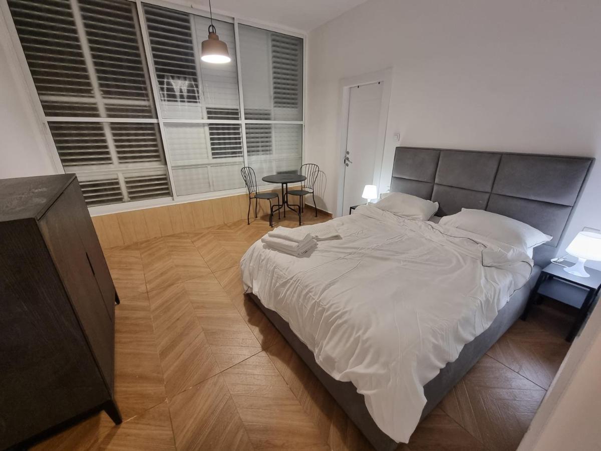 Apartament הברון Baron Riszon le-Cijjon Zewnętrze zdjęcie