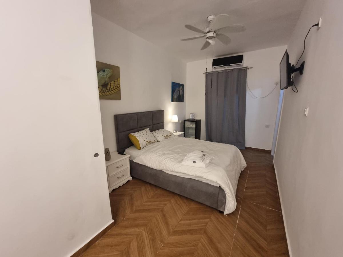 Apartament הברון Baron Riszon le-Cijjon Zewnętrze zdjęcie